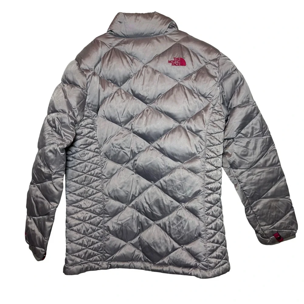 The North Face Girls XL 18 Silver Down Puffer Jacket Hooded Pink Lined 550‎ Fill